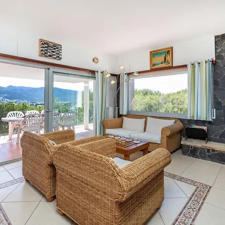 Holiday home Tortuga By Interhome